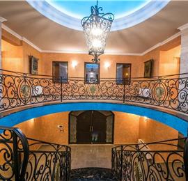 8 bedroom luxury villa with pool near Koutsounari, sleeps 16